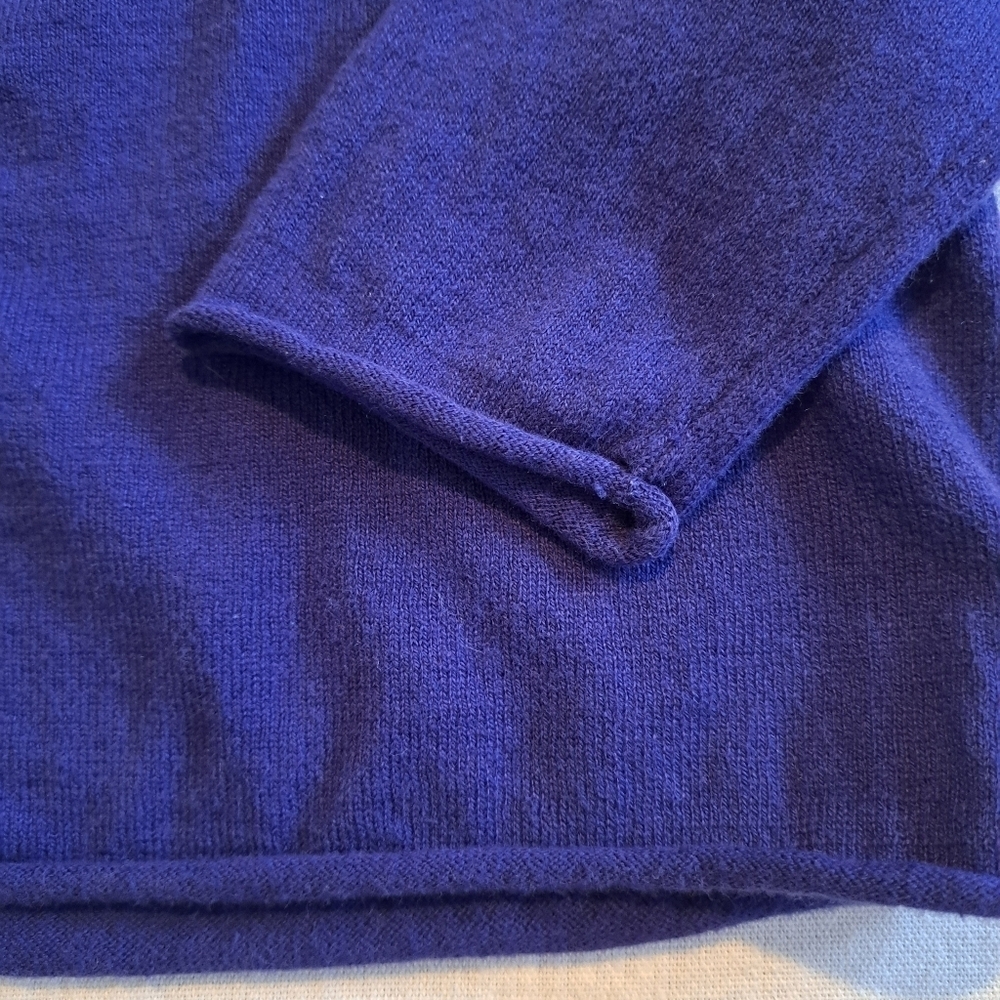 Johnnie B girls 15-16 years purple with gray trim cardigan 7 button closure VGUC - Picture 3 of 5